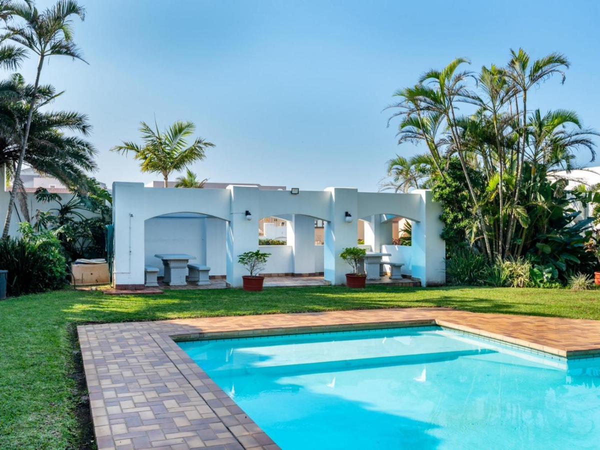 Skiathos At Beachfront Apartments In Shakas Rock Ballito Ngoại thất bức ảnh